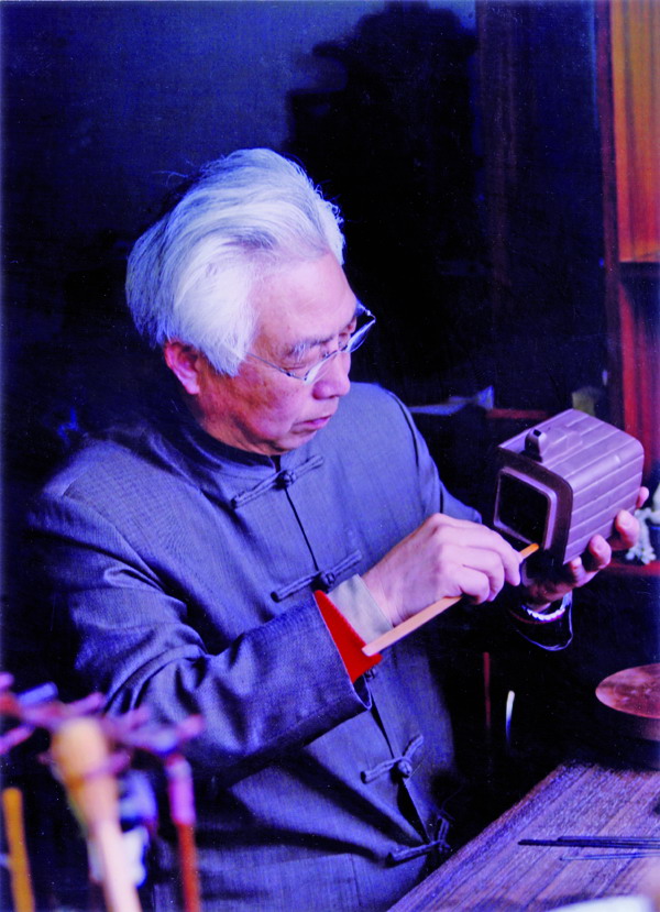 顾绍培(研究员级高级工艺美术师)